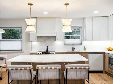 6833 Winchester Street, Dallas, TX 75231