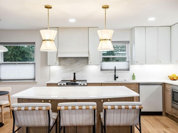 6833 Winchester Street, Dallas, TX 75231