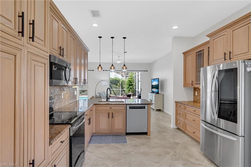 9406 Sun River Way, Estero, FL 33928 Photo