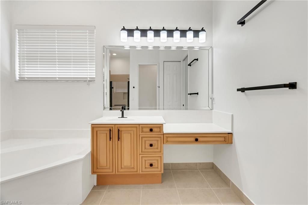 9406 Sun River Way, Estero, FL 33928 Photo