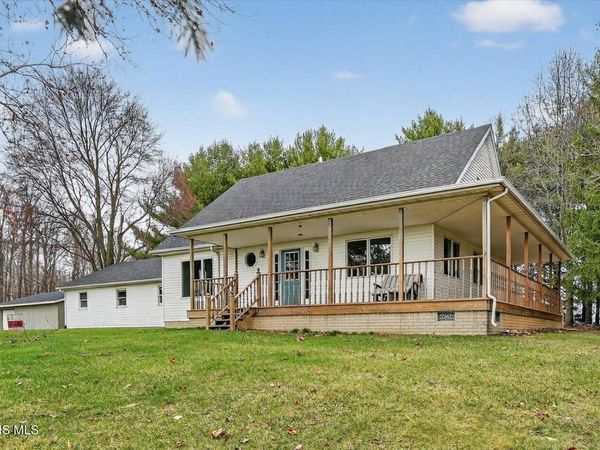 9136 County Road Ef, Delta, OH 43515