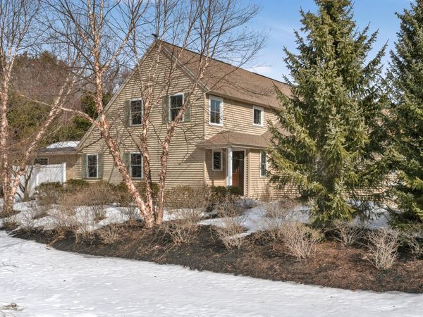 2 Lexington Drive, Unit 2, Kennebunk, ME 04043