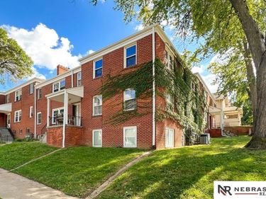 3167 Jackson Street , Unit 25, Omaha, NE 68105