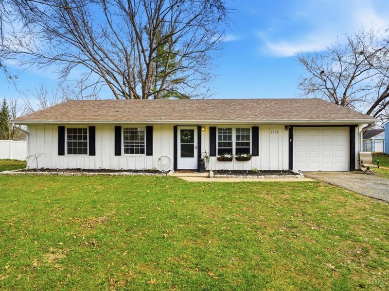 1528 W Meadowbrook Drive, Loveland, OH 45140 Photo 3