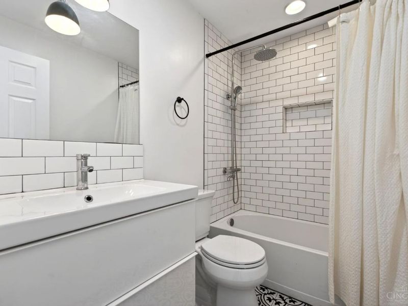 2133 Ronaldson Avenue, Cincinnati, OH 45230 Photo 24