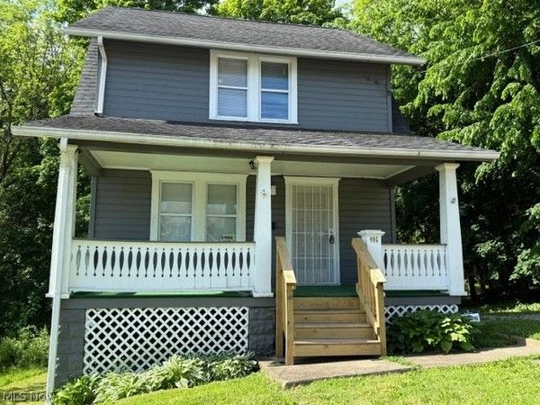 692 W Thornton Street, Akron, OH 44307