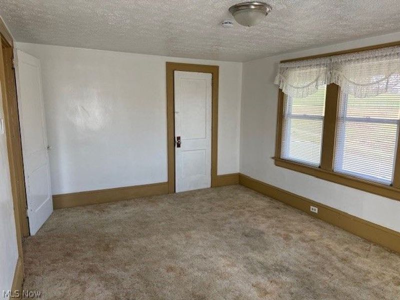 692 W Thornton Street, Akron, OH 44307 Photo 19