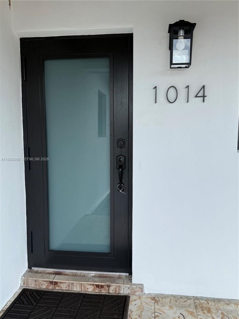 1014 W 66th St, Hialeah, FL 33012 Photo
