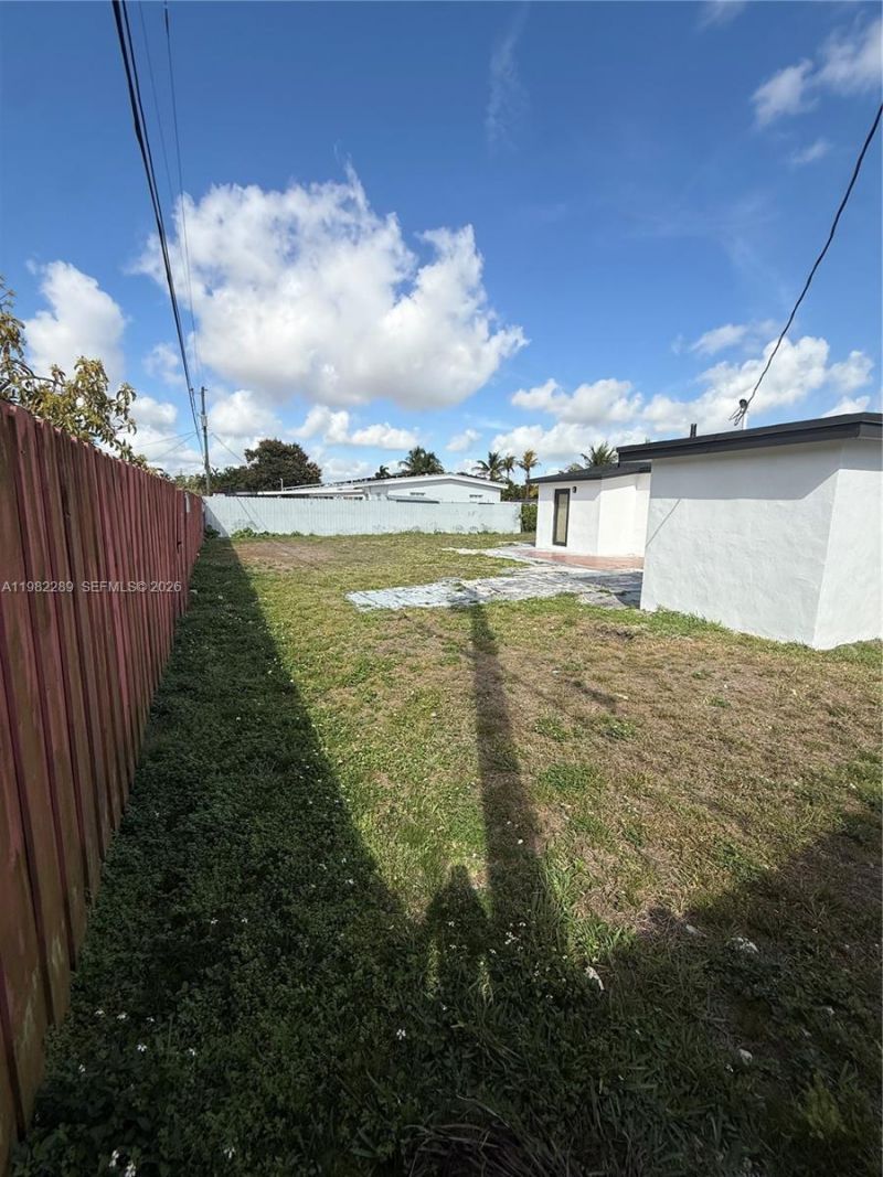 1014 W 66th St , Hialeah, FL 33012 Photo