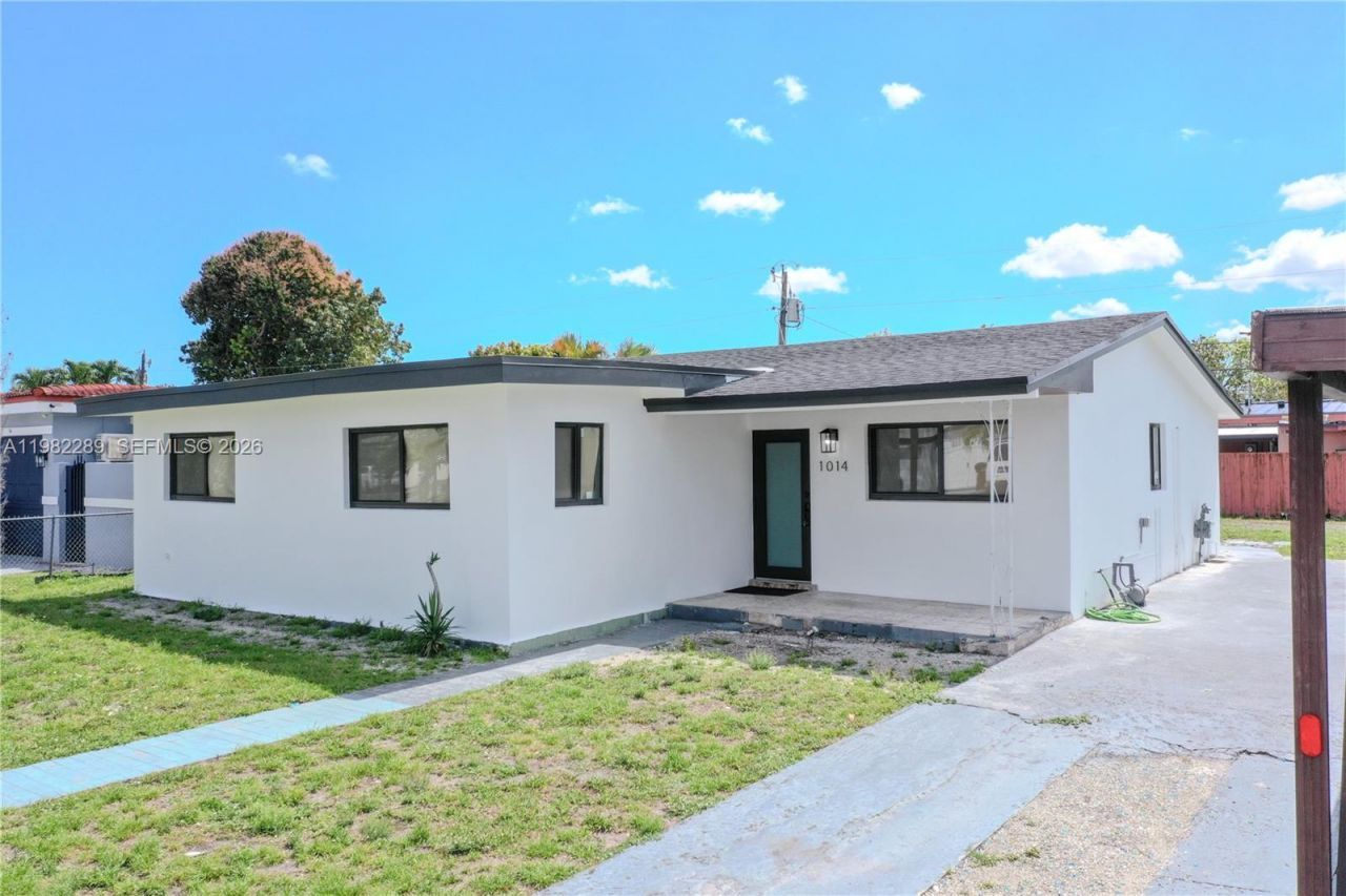 1014 W 66th St, Hialeah, FL 33012 Photo