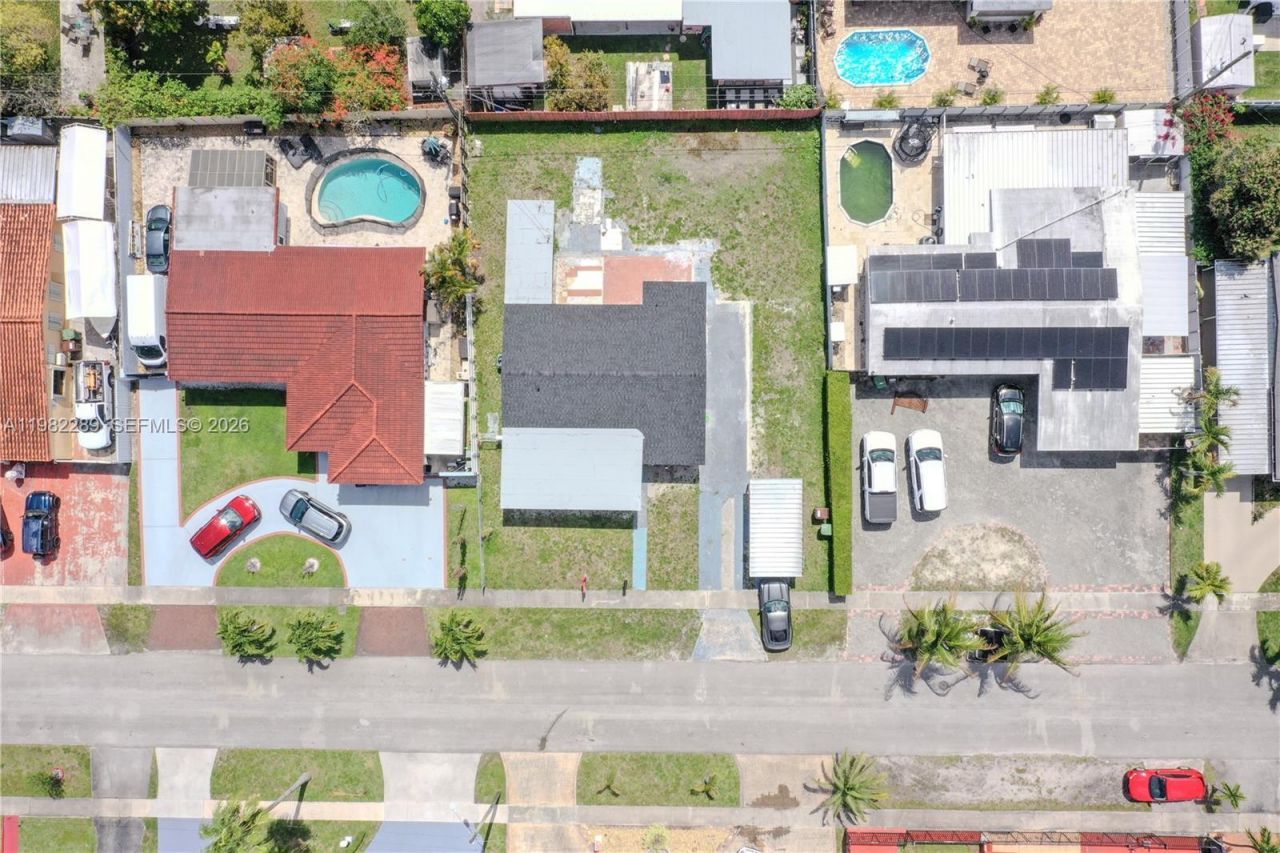 1014 W 66th St , Hialeah, FL 33012 Photo