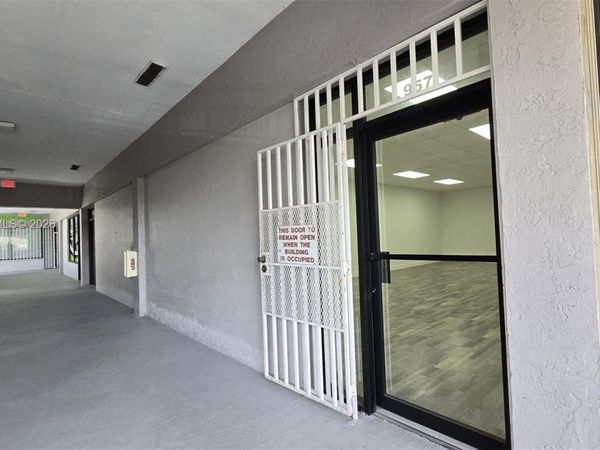 957 SW 122nd Ave , Unit 957, Miami, FL 33184