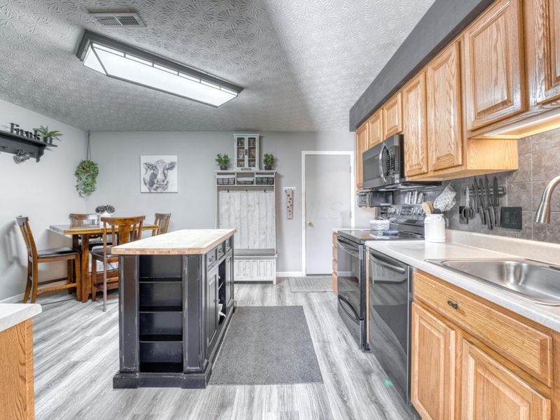 115 Weeping Willow Lane, Etna, OH 43068 Photo 10