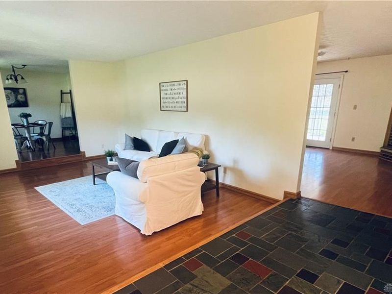 144 Matthews Avenue, Enon Vlg, OH 45323 Photo 5