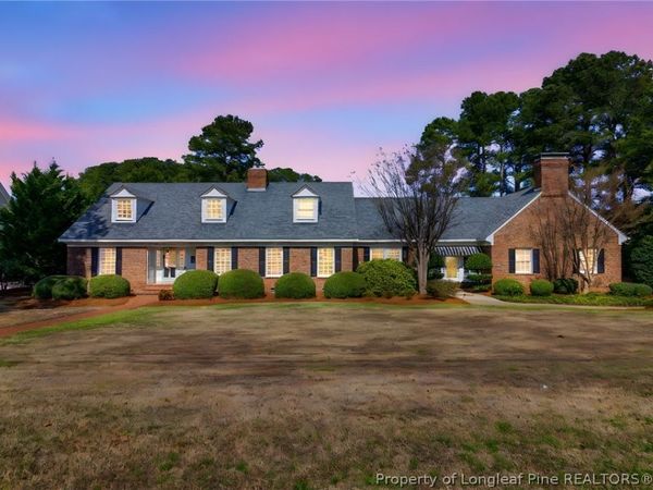 1109 Offshore Drive , Fayetteville, NC 28305