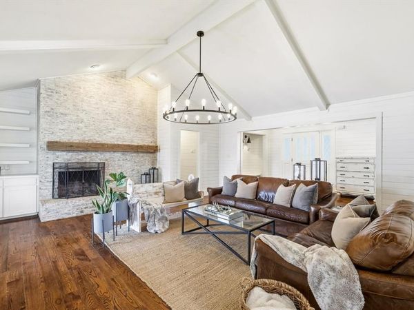 5068 Lake View Circle, North Richland Hills, TX 76180