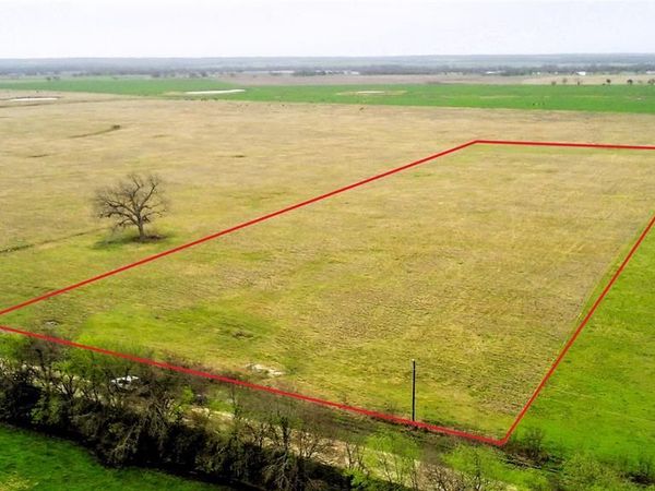 000 CR 182 , Marlin, TX 76661