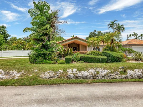 9980 SW 83rd Avenue, Miami, FL 33156