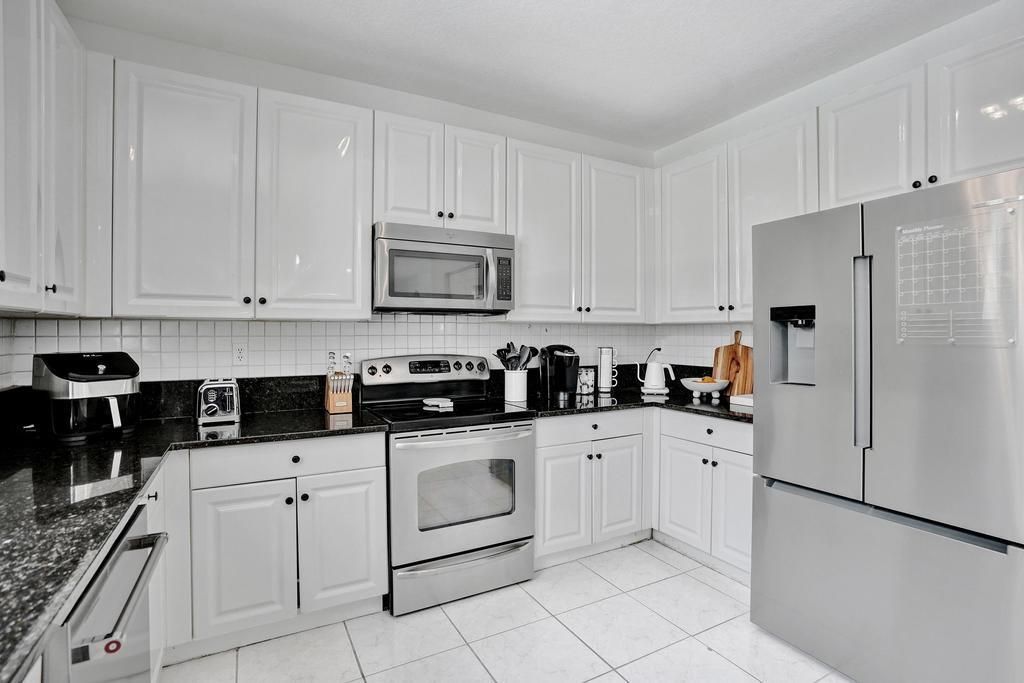 16405 Diamond Head Drive, Weston, FL 33331 Photo