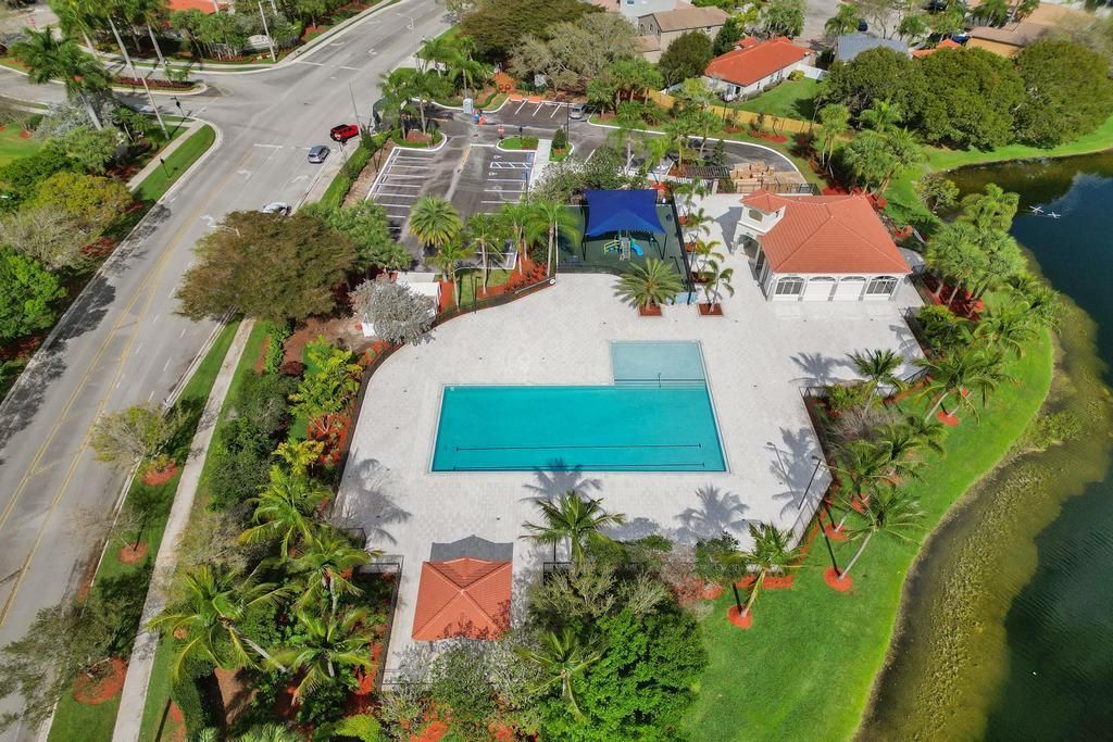 16405 Diamond Head Drive, Weston, FL 33331 Photo