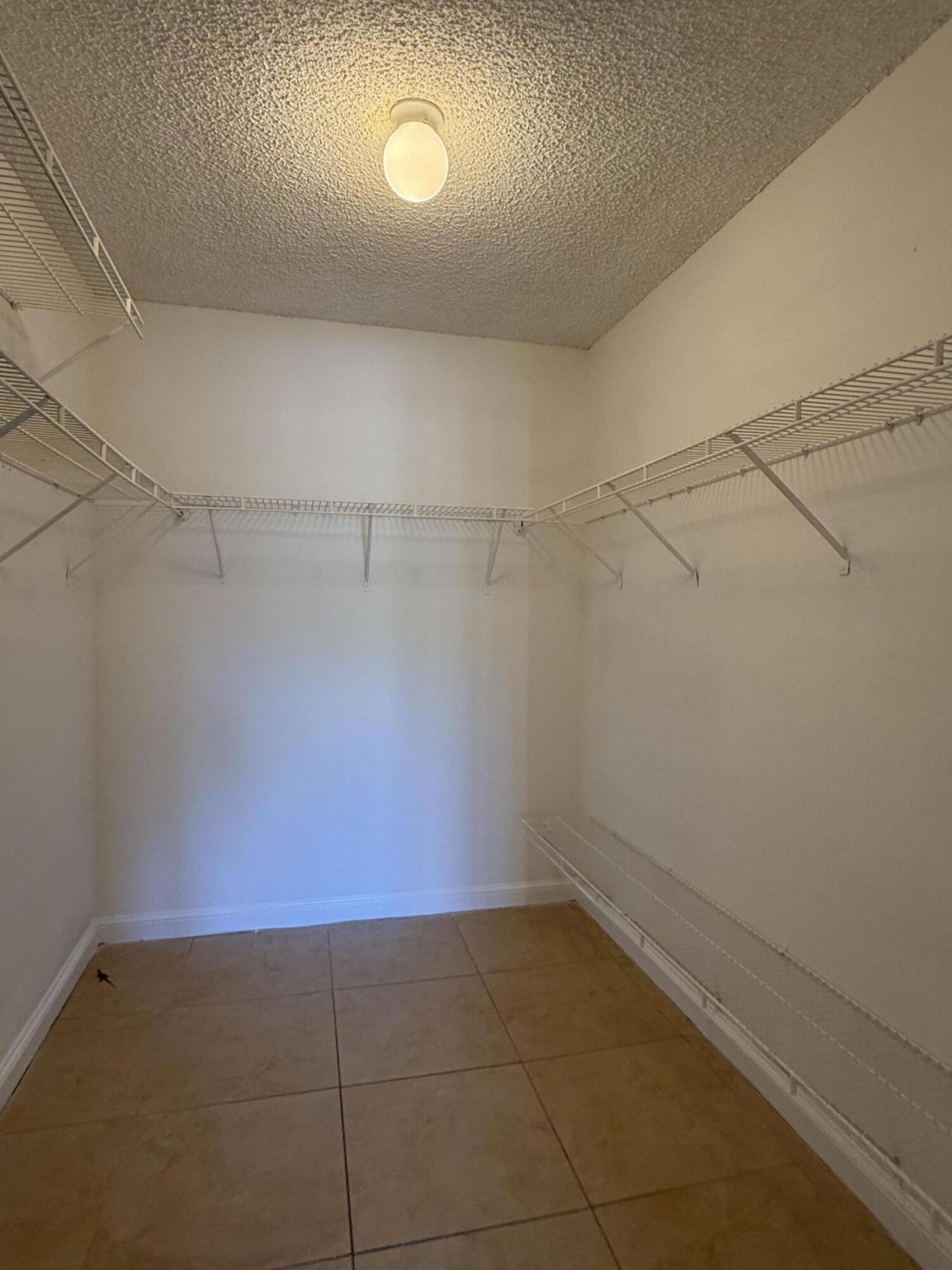 7640 Westwood Drive, Unit 402, Tamarac, FL 33321 Photo