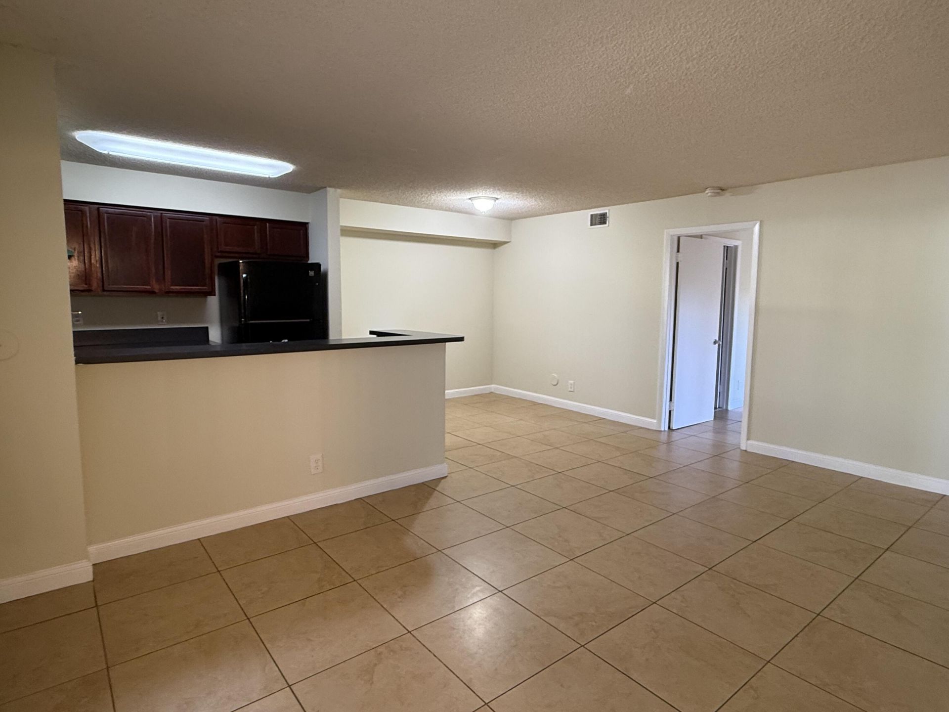 7640 Westwood Drive, Unit 402, Tamarac, FL 33321 Photo