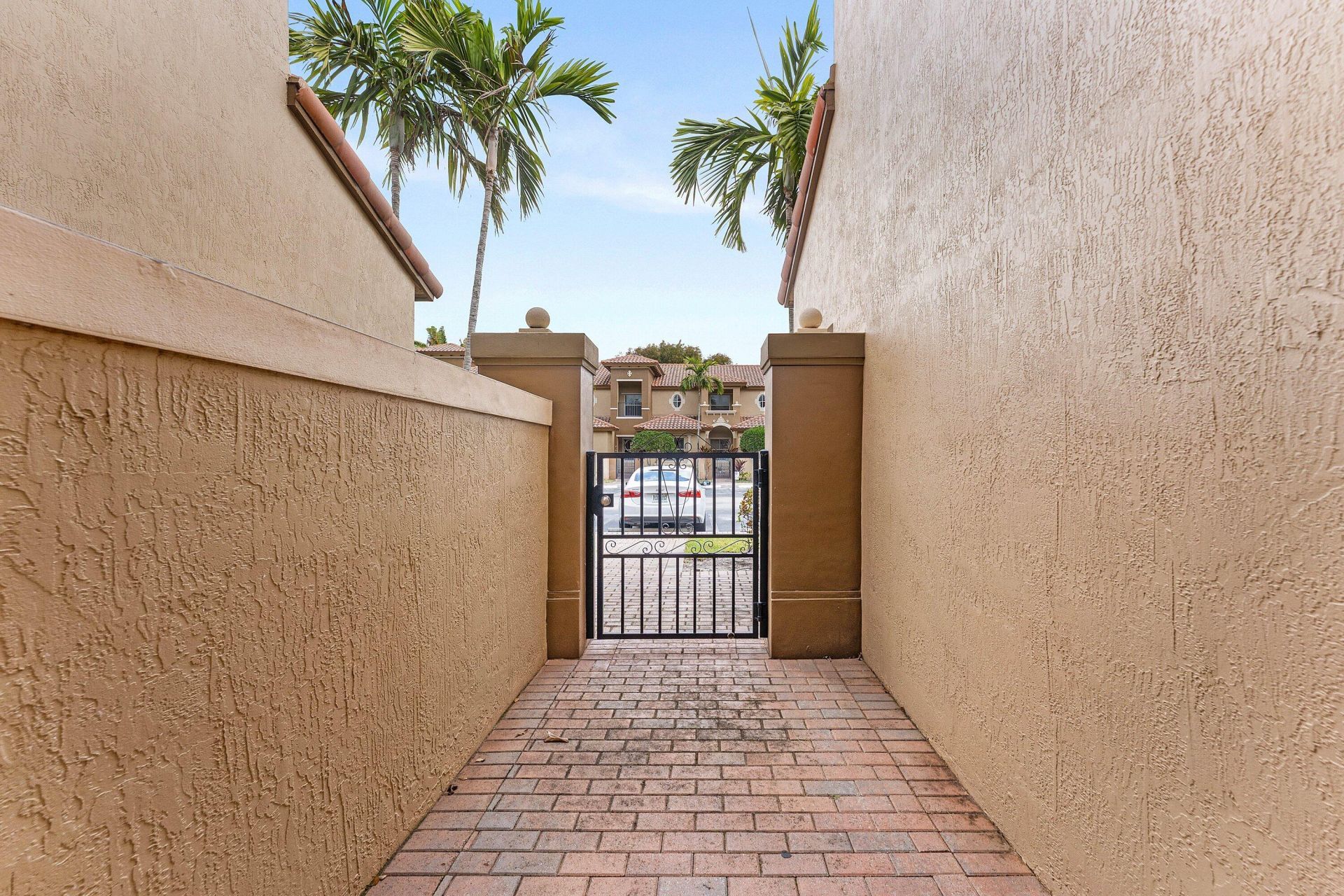 6515 Diamond Springs Terrace, Unit 2404, West Palm Beach, FL 33411 Photo