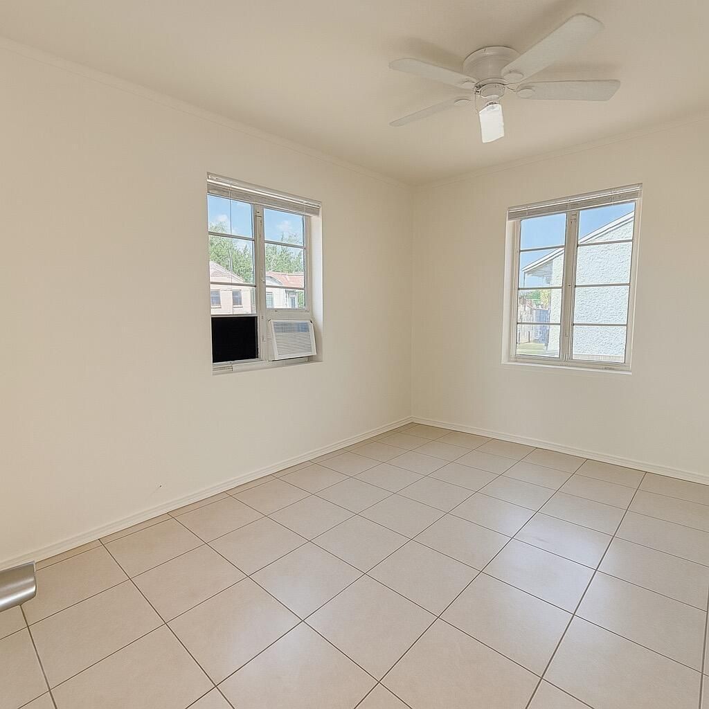 649 W 4th Street, Riviera Beach, FL 33404 Photo