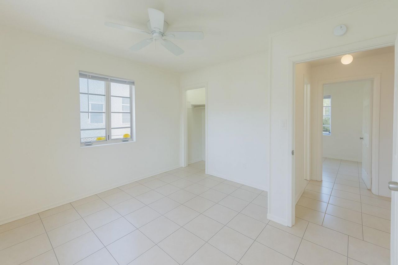 649 W 4th Street, Riviera Beach, FL 33404 Photo