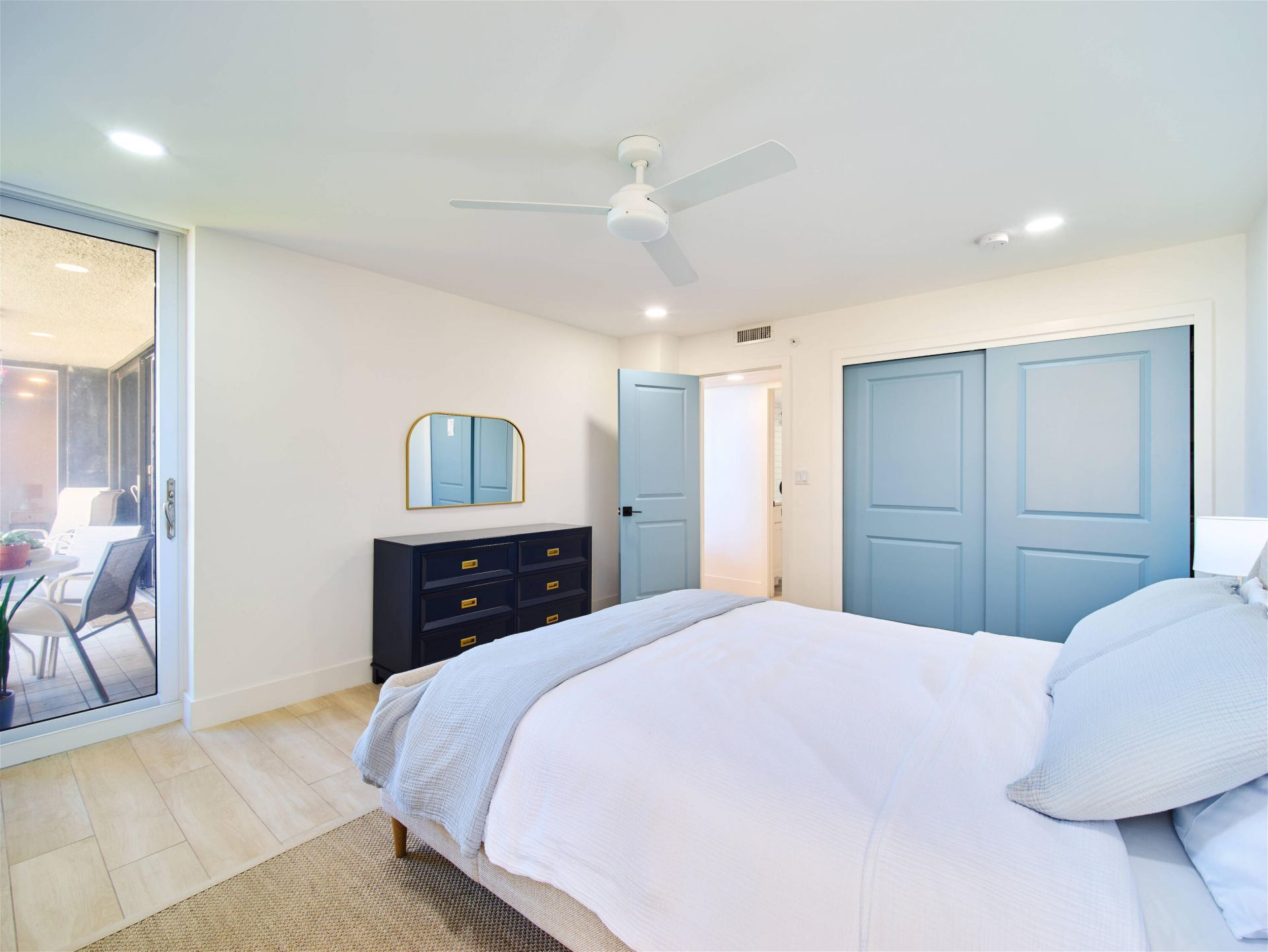 450 Ocean Drive, Unit 404, Juno Beach, FL 33408 Photo