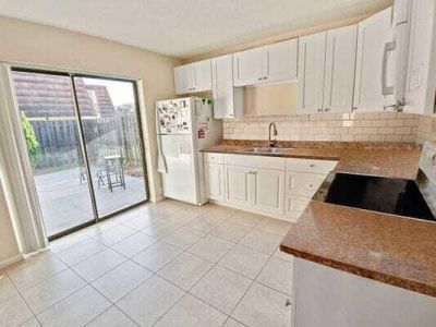 2168 White Pine Circle, Unit D, Greenacres, FL 33415 Photo