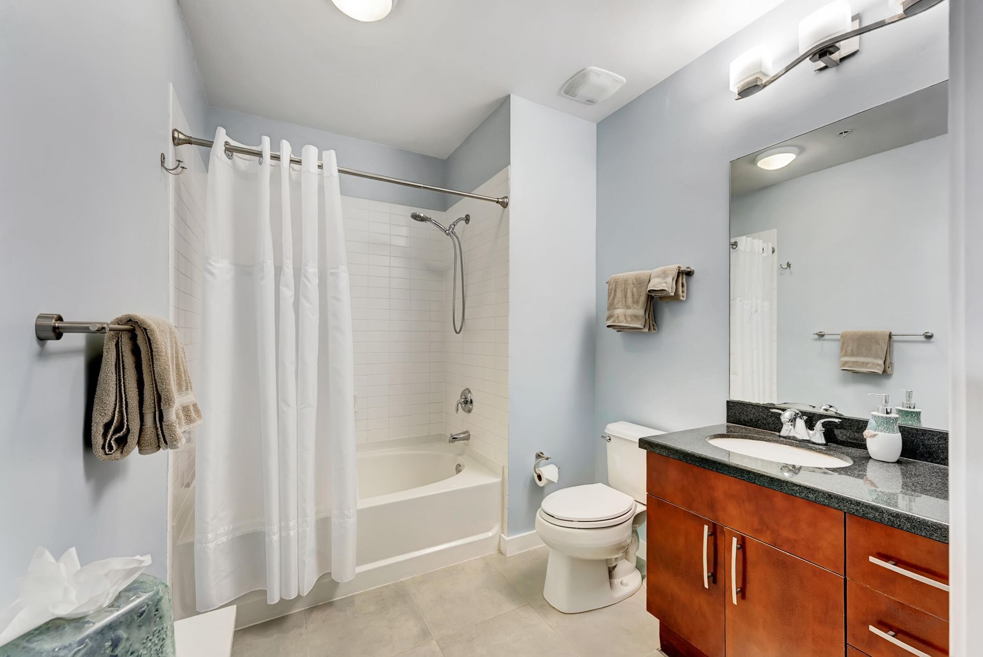 300 S Australian Avenue, Unit 502, West Palm Beach, FL 33401 Photo