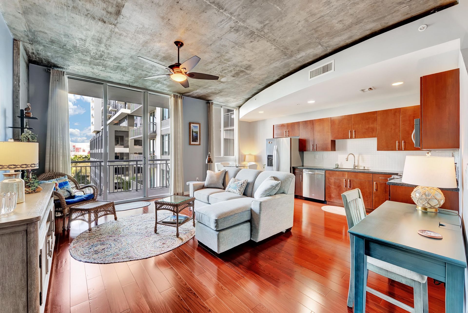 300 S Australian Avenue, Unit 502, West Palm Beach, FL 33401 Photo