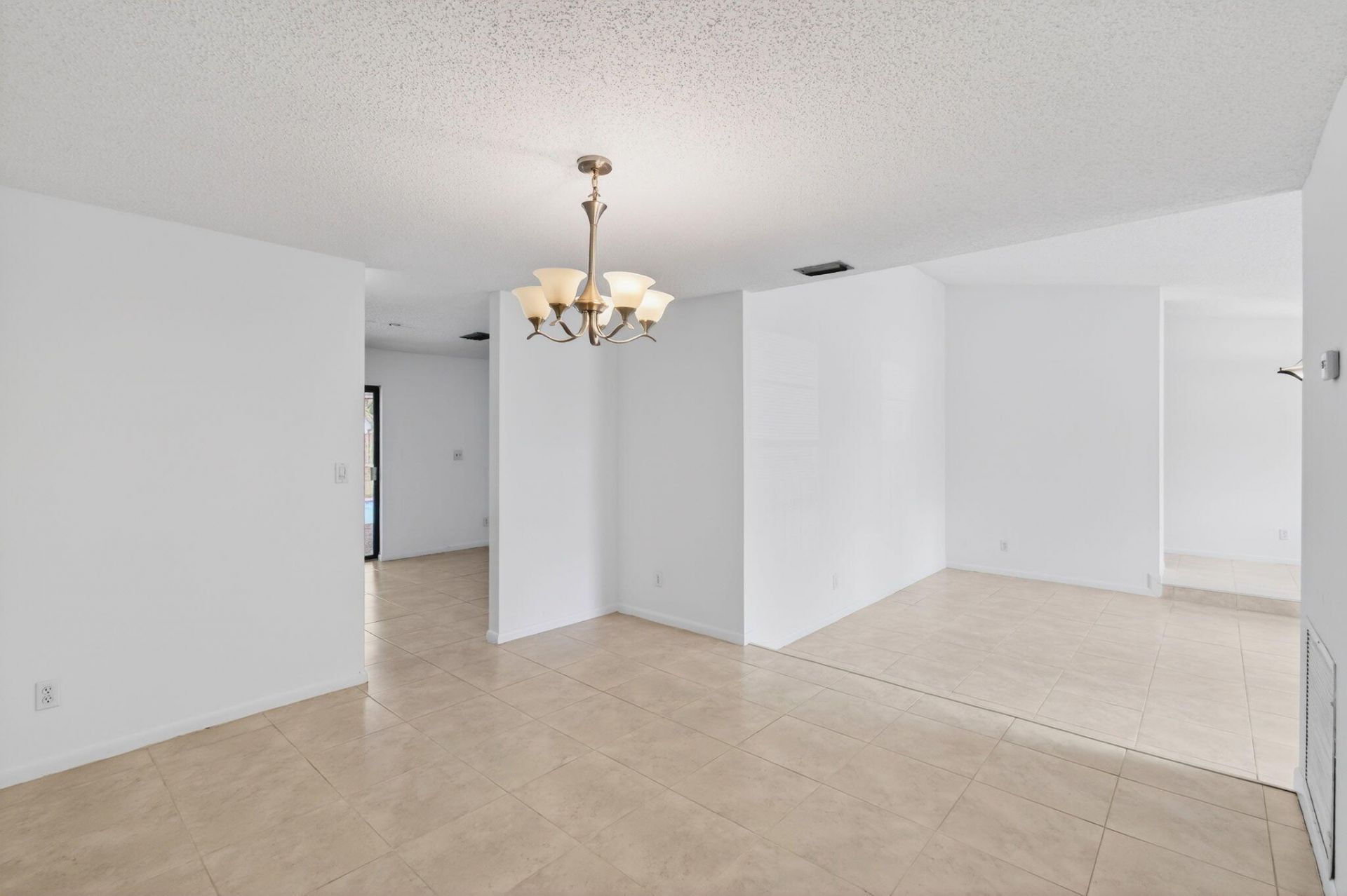 2453 NW 26th Circle, Boca Raton, FL 33431 Photo