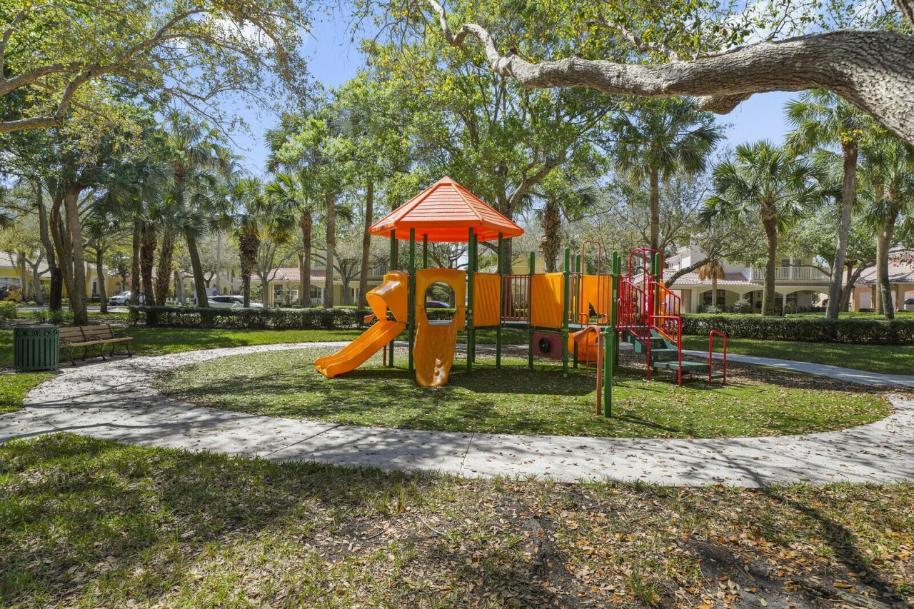 127 Sardinia Circle, Jupiter, FL 33458 Photo