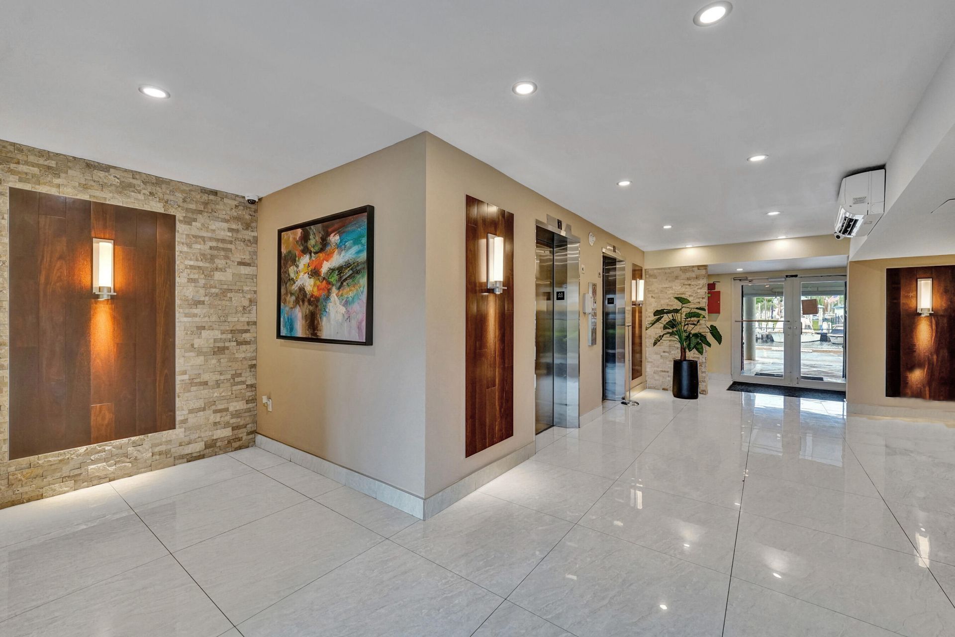 200 Diplomat Parkway, Unit 326, Hallandale Beach, FL 33009 Photo