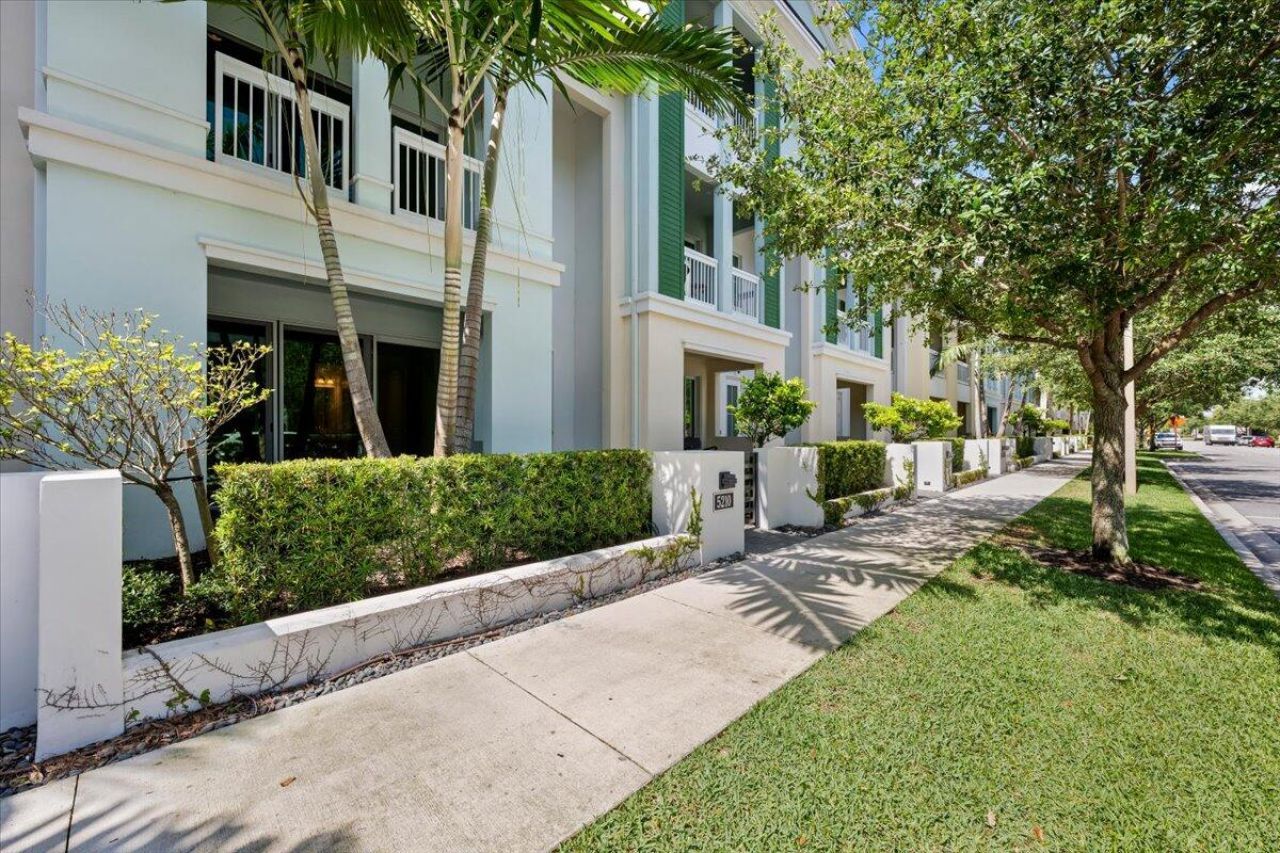 5210 Beckman Terrace, Palm Beach Gardens, FL 33418 Photo