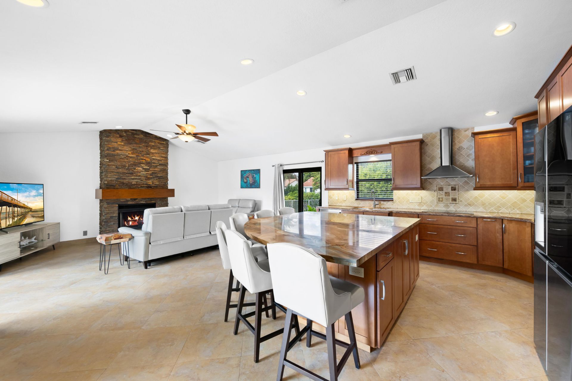 606 NW 112th Way, Coral Springs, FL 33071 Photo