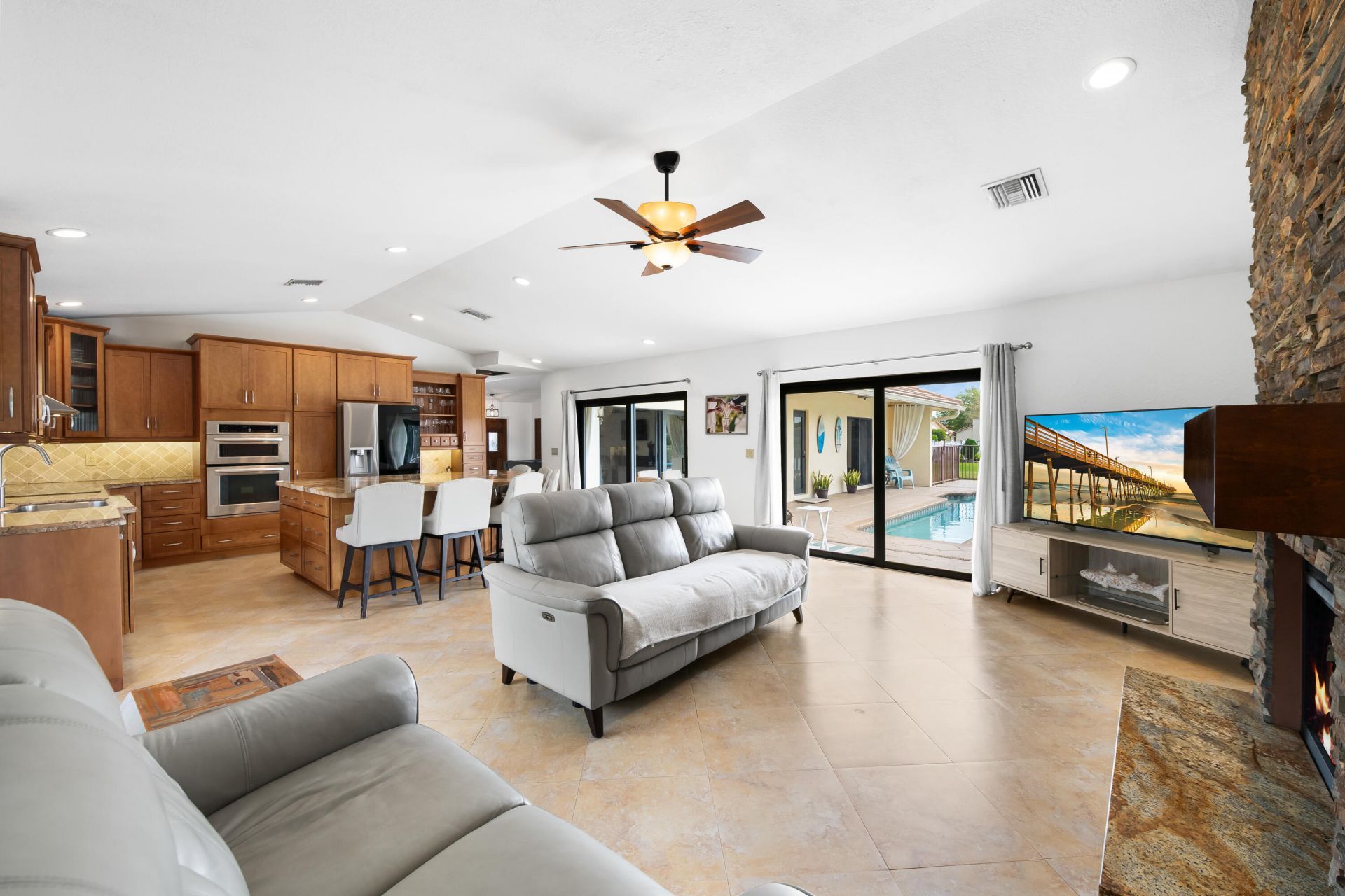 606 NW 112th Way, Coral Springs, FL 33071 Photo