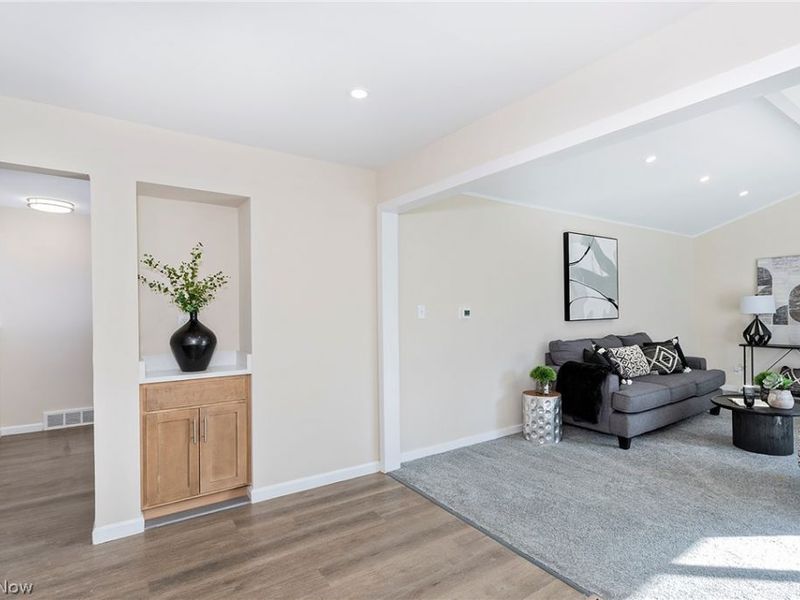 127 Brush Road, Richmond Heights, OH 44143 Photo 9