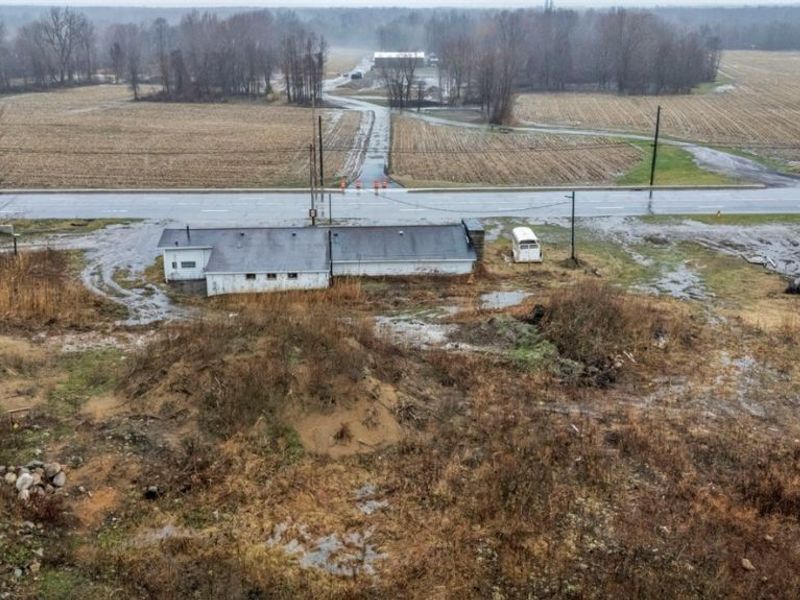 9580 & 9582 North Ridge Road, Geneva, OH 44041 Photo 3