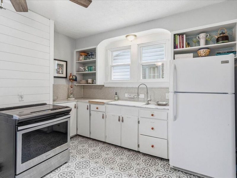 310 Washington Avenue, Unit 310-310 1/, Urbana, OH 43078 Photo 13