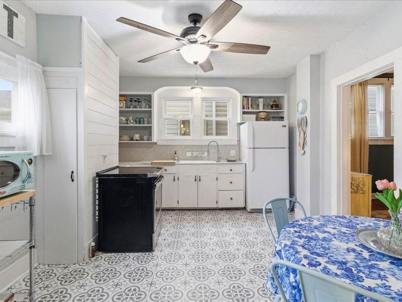 310 Washington Avenue, Unit 310-310 1/, Urbana, OH 43078 Photo 15