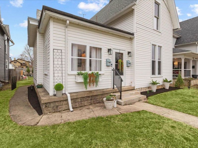 310 Washington Avenue, Unit 310-310 1/, Urbana, OH 43078 Photo 2