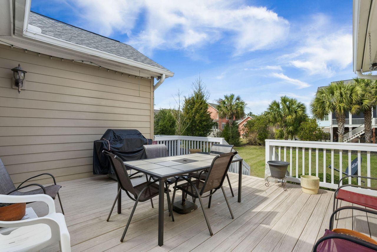 842 Captain Toms Crossing Photo 35