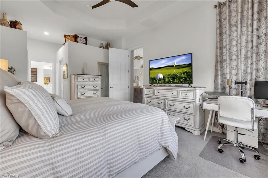 3750 Lakeview Isle Ct, Fort Myers, FL 33905 Photo