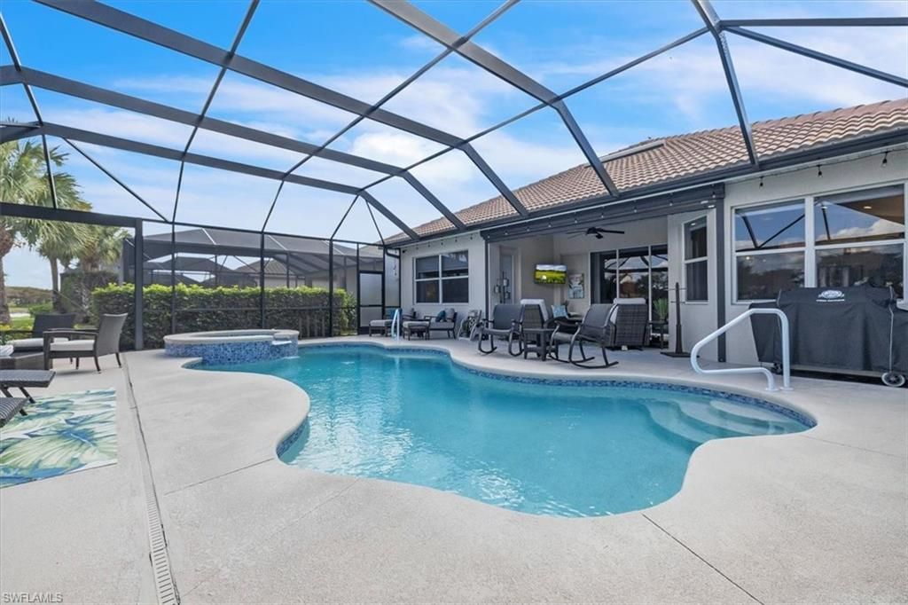 3750 Lakeview Isle Ct, Fort Myers, FL 33905 Photo
