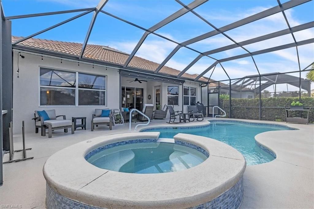 3750 Lakeview Isle Ct, Fort Myers, FL 33905 Photo