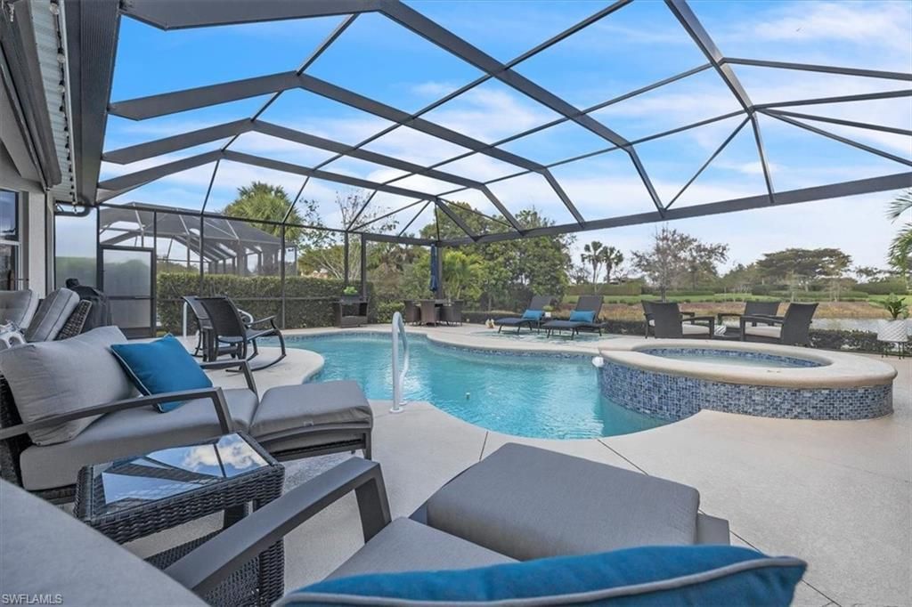 3750 Lakeview Isle Ct, Fort Myers, FL 33905 Photo