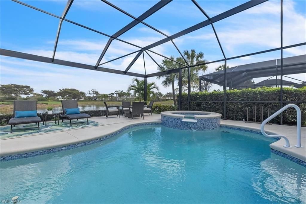 3750 Lakeview Isle Ct, Fort Myers, FL 33905 Photo